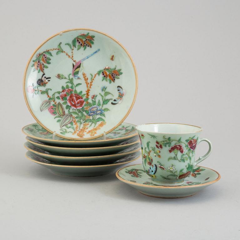 6 plates and a cup, porcelin, China, 1840s.