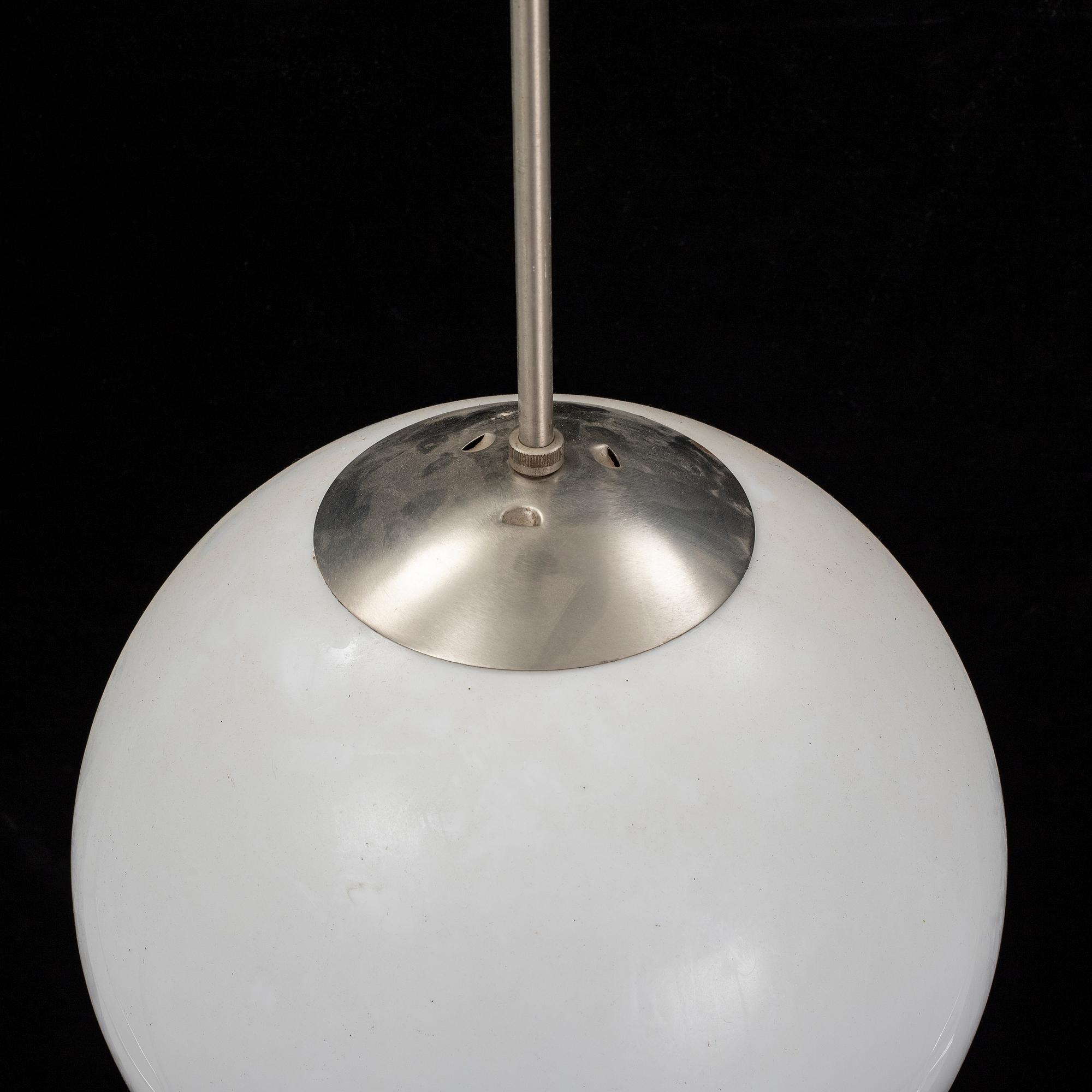 A 1940s ceiling light.