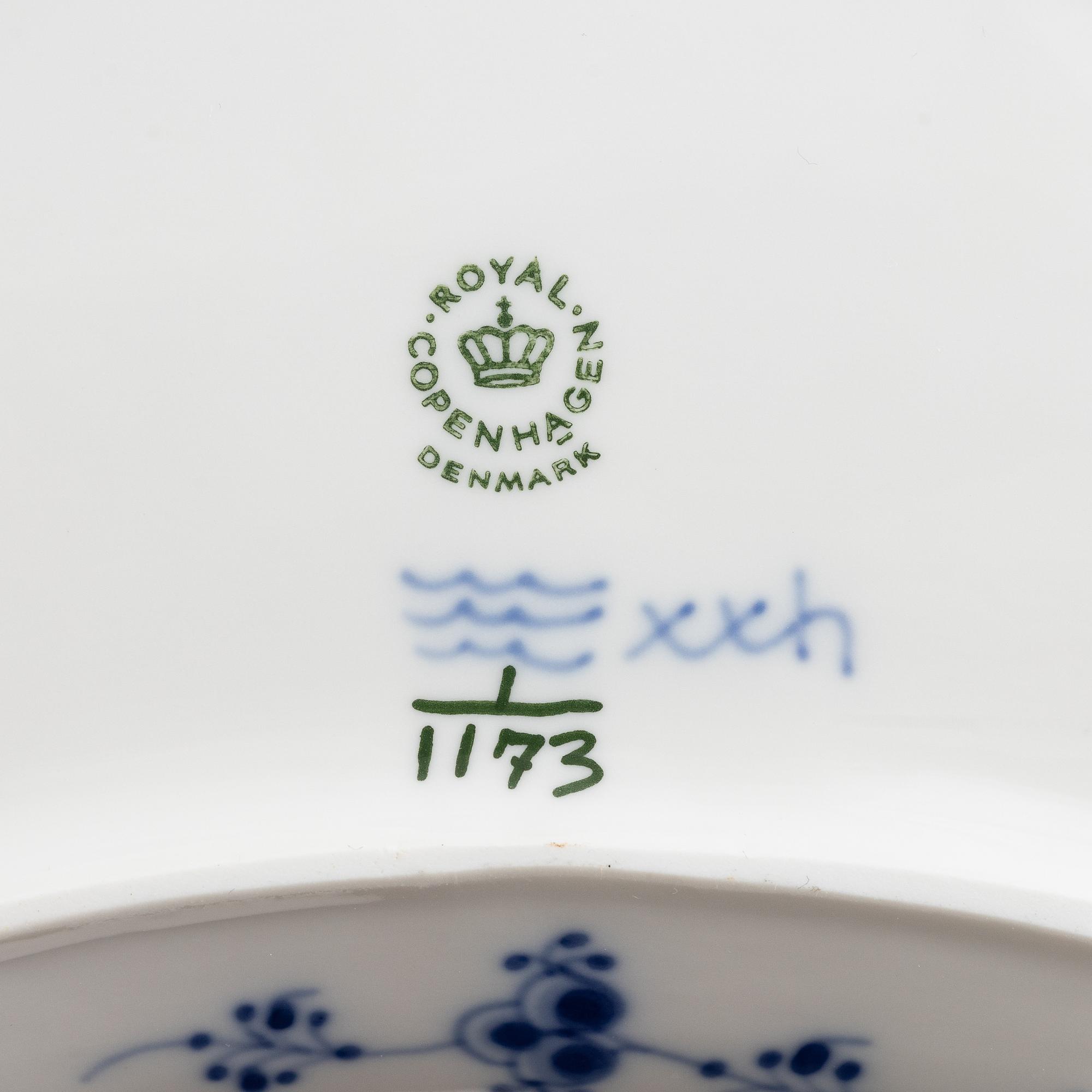 A 96-piece 'Musselmalet' porcelain dining and coffee service, Royal Copenhagen, Denmark.