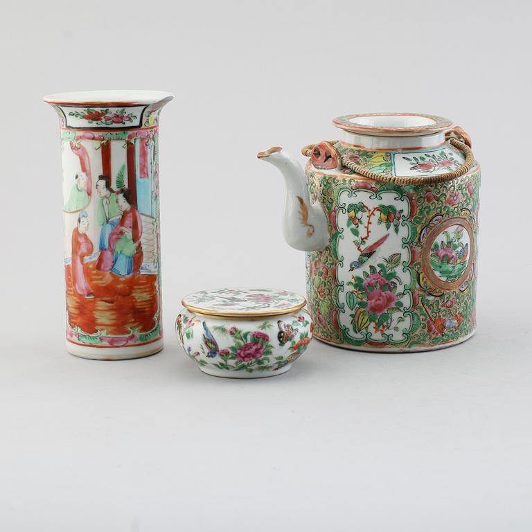 TEKANNA, LOCKDOSA SAMT VAS, porslin, Kina, Kanton, 1800-tal.