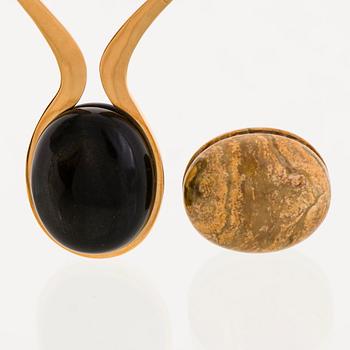 BERTEL GARDBERG, NECKLACE, polished stones, 18K gold. Kultakeskus, Helsinki Finland 1976.