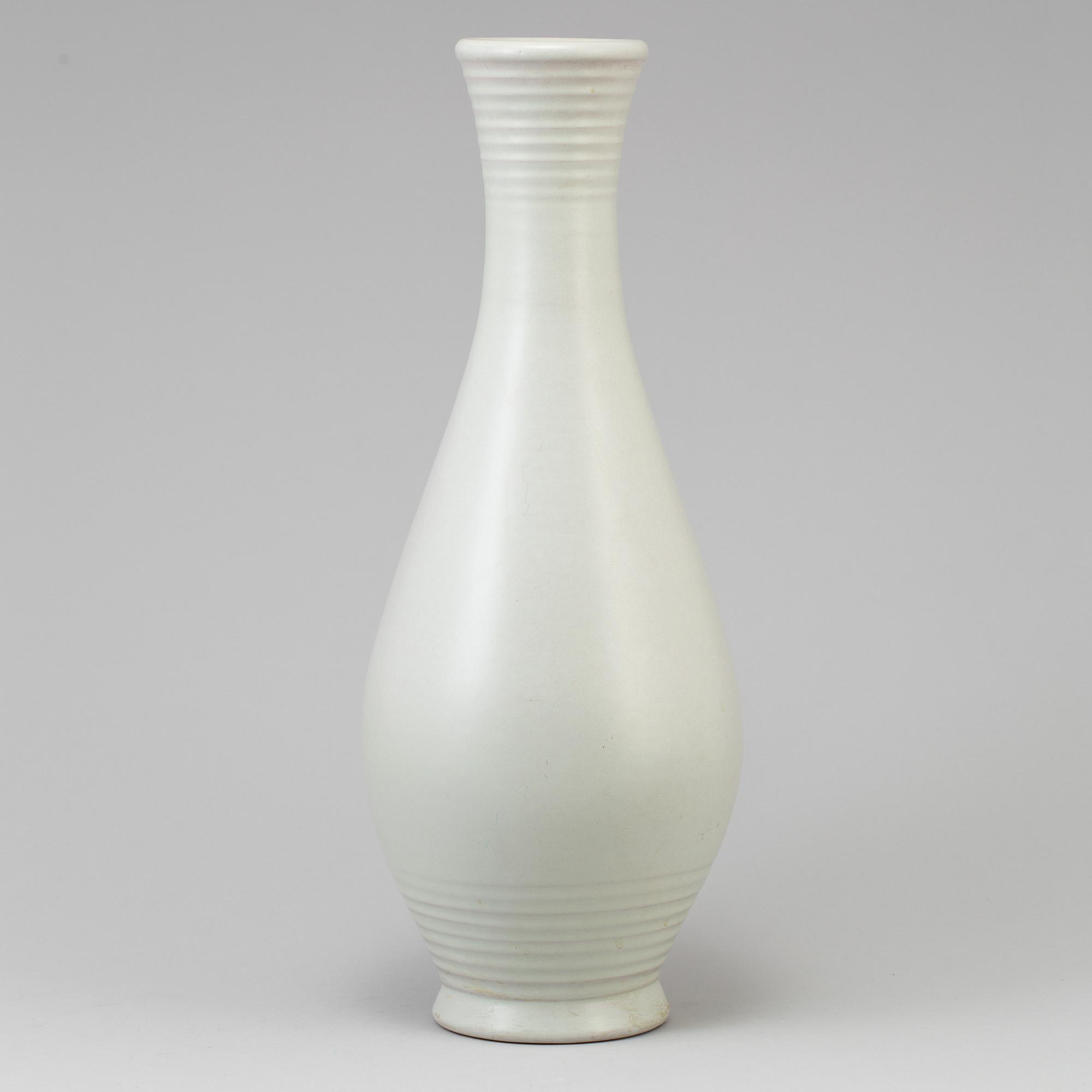 A mid 20th century Ewald Dahlskog faience floor vase from Bo Fajans.