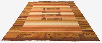 Karvalankamatto 1930-luku, noin 196 x 300cm.