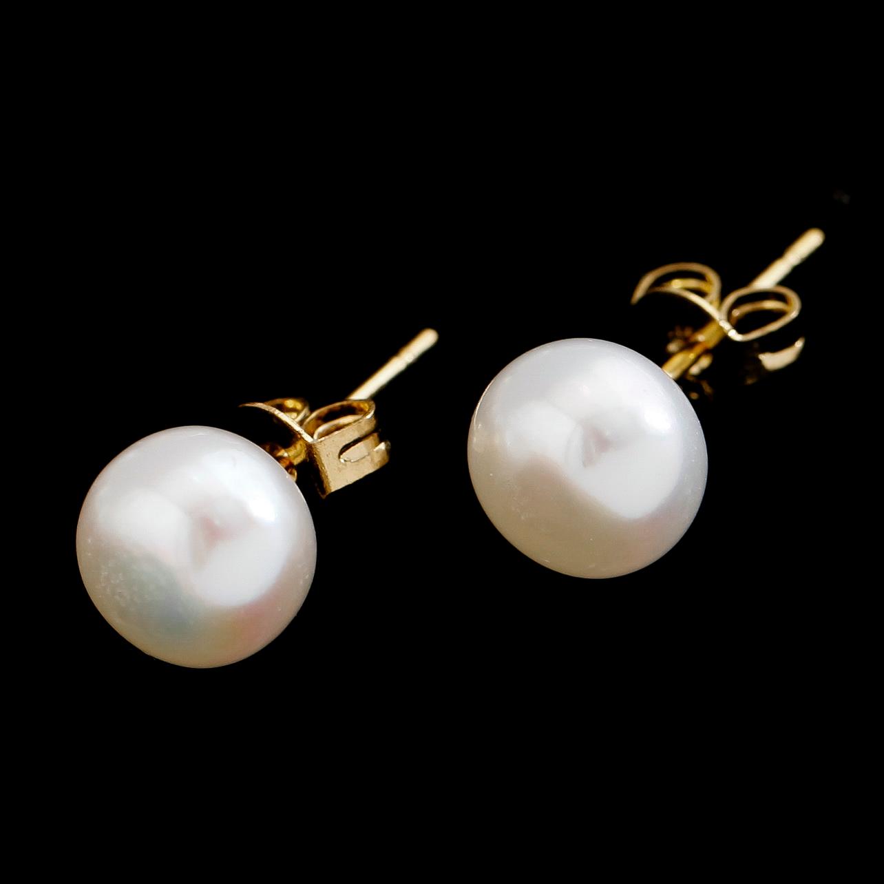 COLLIER OCH ÖRHÄNGEN, 14 k guld och odlade sötvattenpärlor.