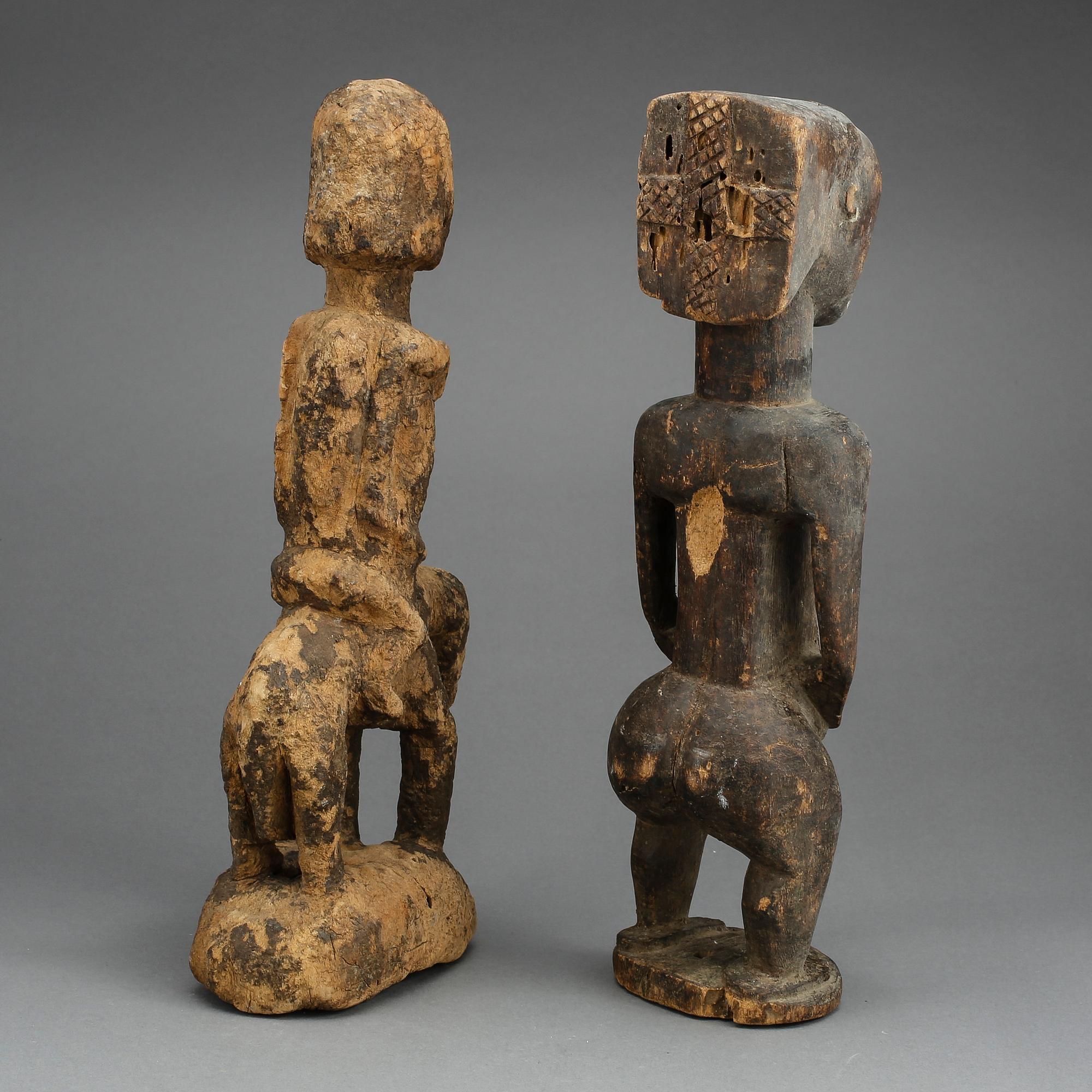 SKULPTURER, 2 st, Afrika, 1900-tal.