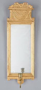 SPEGELLAMPETTER, ett par, sengustavianska. Anders Carlsson, Norrköping verksam 1772-1801.