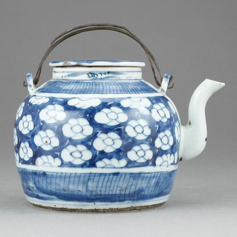 TEKANNA, porslin, Kina, 1800-tal.