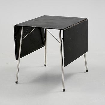 KLAFFBORD, "3601", Arne Jacobsen, Fritz Hansen, Danmark.
