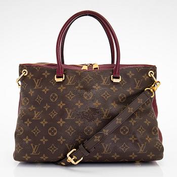 Louis Vuitton, a Monogram Canvas 'Pallas MM' bag.