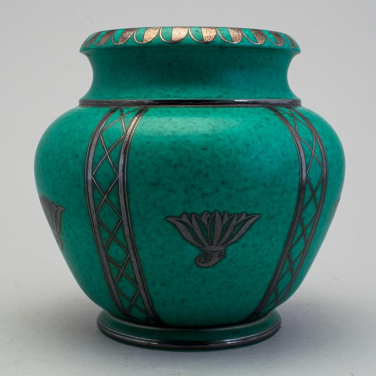 A Wilhelm Kåge vase, Gustavsberg Argenta, 1940´/1950´s.