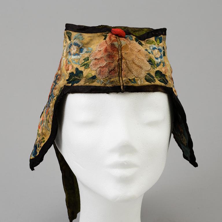 A HEADDRESS PROBABLY OR A PART OF, height 40 cm, China Qing (1644–1912), 19th century.