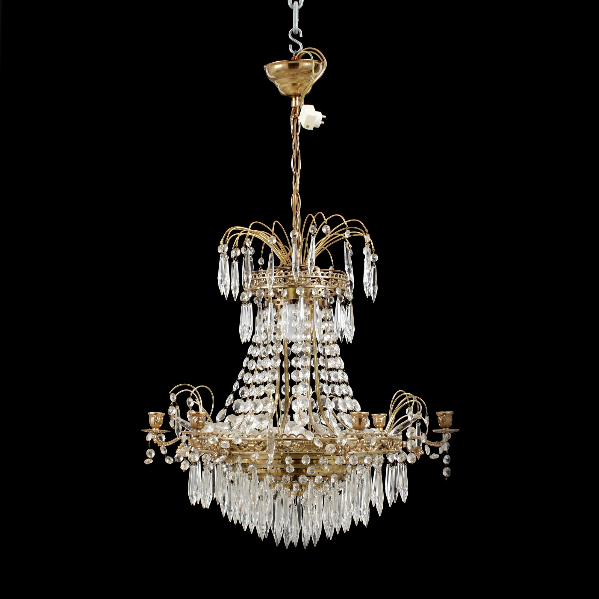 LJUSKRONA, empirestil, 1900-talets andra hälft. Höjd ca51cm.