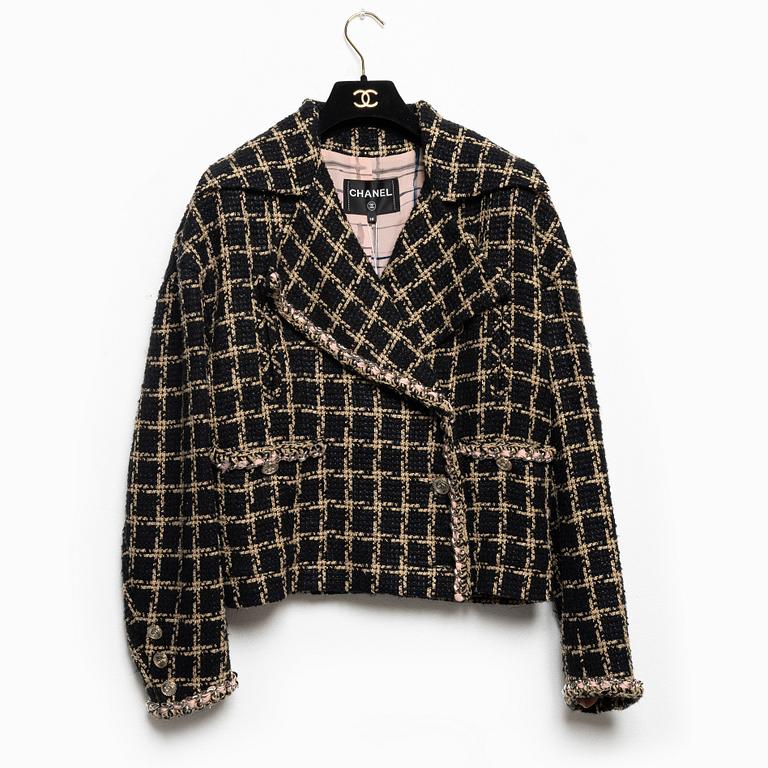 Chanel, a two-piece suit, after 2010, size Fr 38.