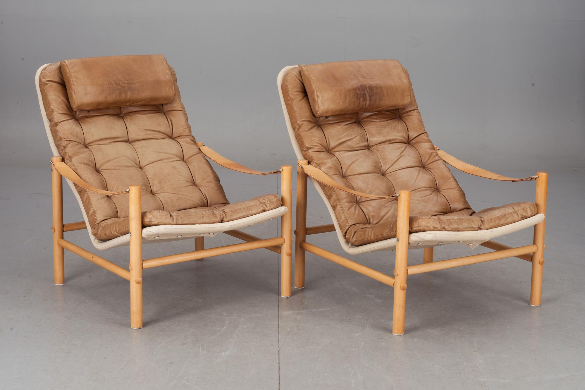 FÅTÖLJER, ett par, "Junker", Bror Boije, Dux, 1900-talets andra hälft.