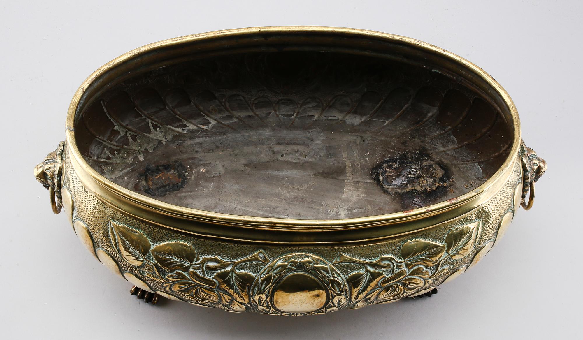 JARDINJÄR, mässing, 1800-talets första hälft.