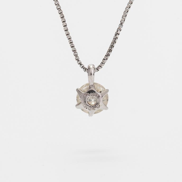 Hänge med kedja, platina och diamant ca 0.329 ct enligt gravyr.