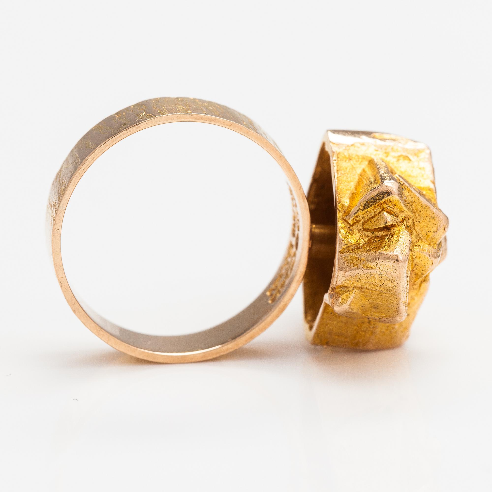 Björn Weckström, A 14K gold ring "Golden geranium", Lapponia 1972.