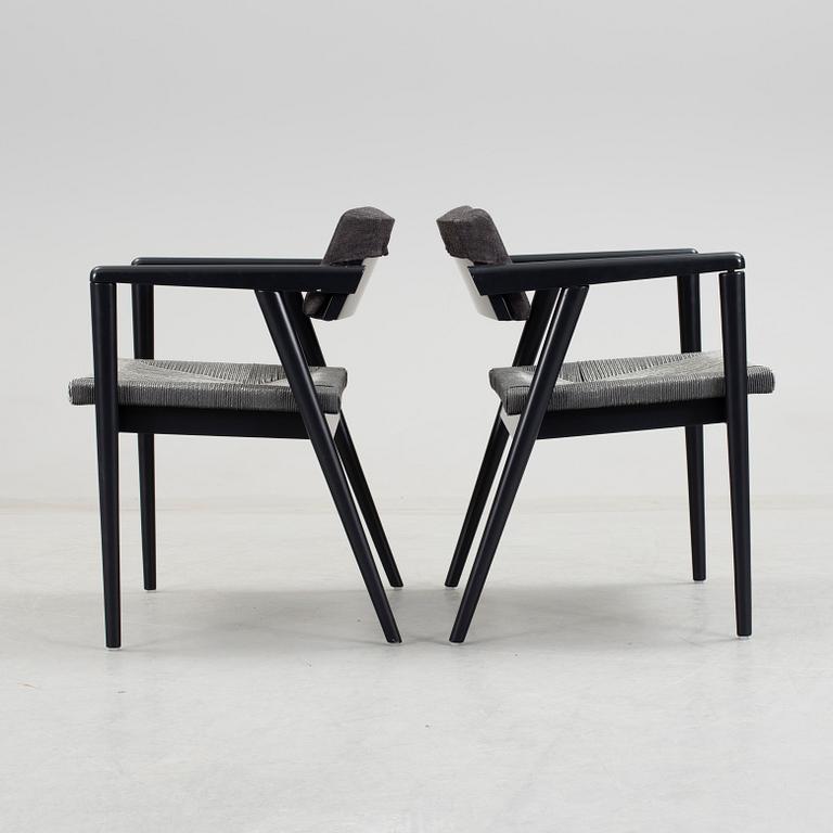 a pair of Gio Ponti "Dormitio" armchairs, L'abbate, Italy. Designed in the 1950's.