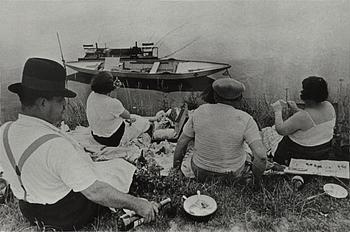362. Henri Cartier-Bresson, "Sunday on the Banks of the Marne", 1938.