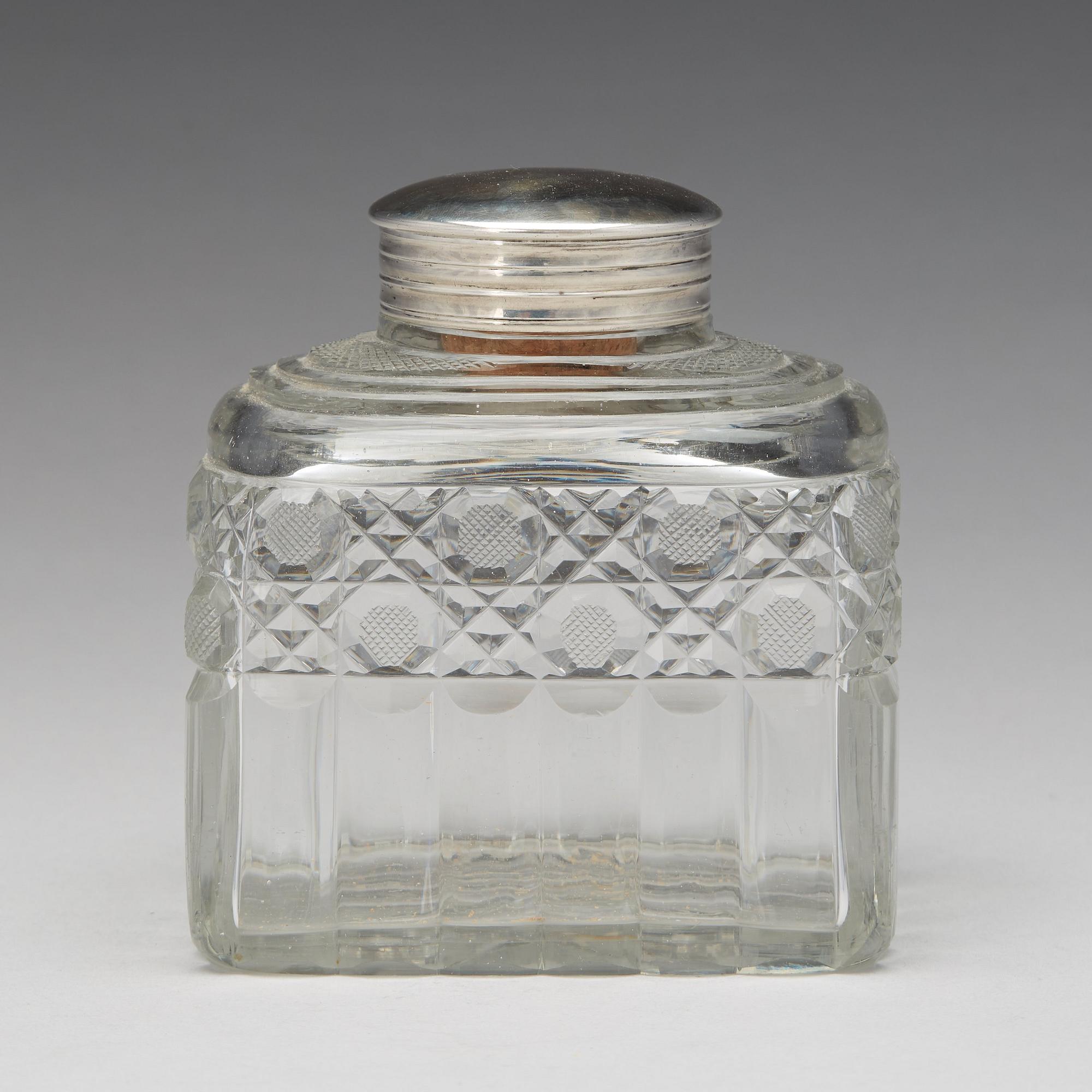 Johan Bernard Hertz, teburk, glas och silver, S:t Petersburg 1833.