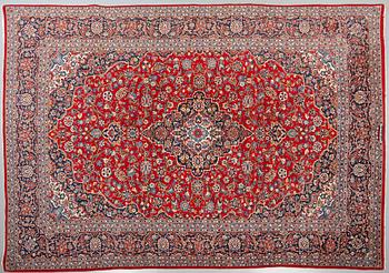 MATTA , 1900-talets sista del, möjligen Meshed, 350 x 255 cm, signerad.