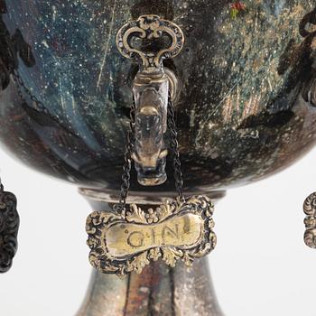 C.R. Carlström, brännvinskylare, nysilver, tidigt 1900-tal.