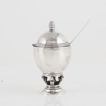 Johan Rohde, senapskanna, sterlingsilver, "Konge", modellnummer 741, Georg Jensen, Danmark 1925-32.