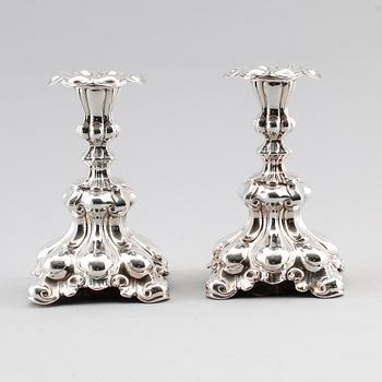 LJUSSTAKAR, 1 par, silver, CG Hallberg, Stockholm 1954.