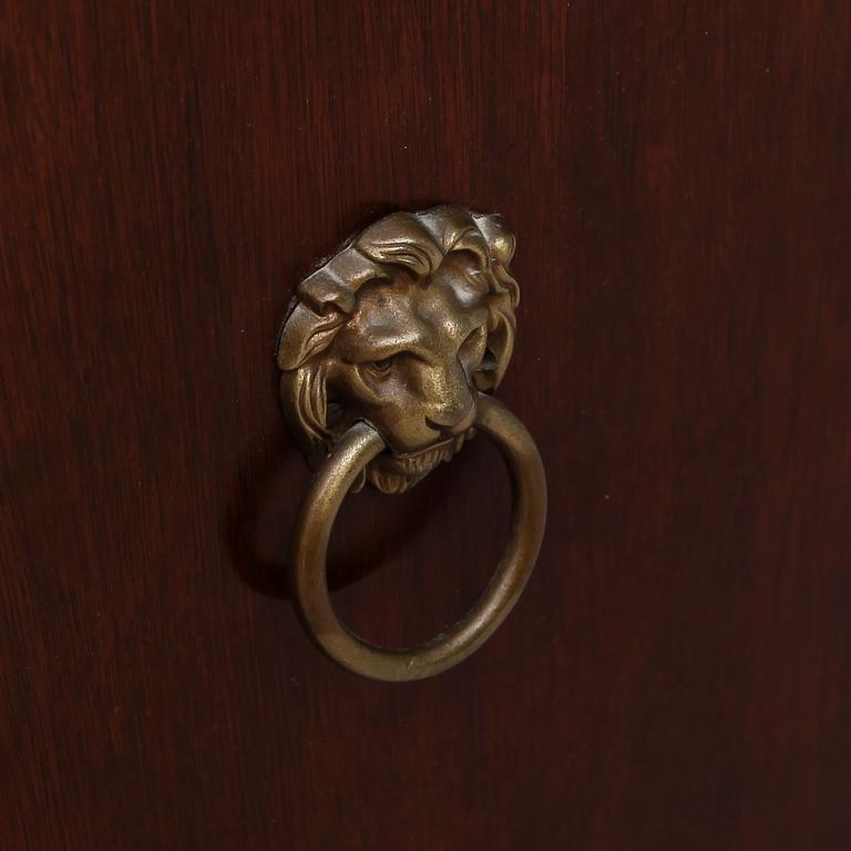 LAMPBORD/SÄNGBORD, 1 par, England, 1900-talets andra hälft.