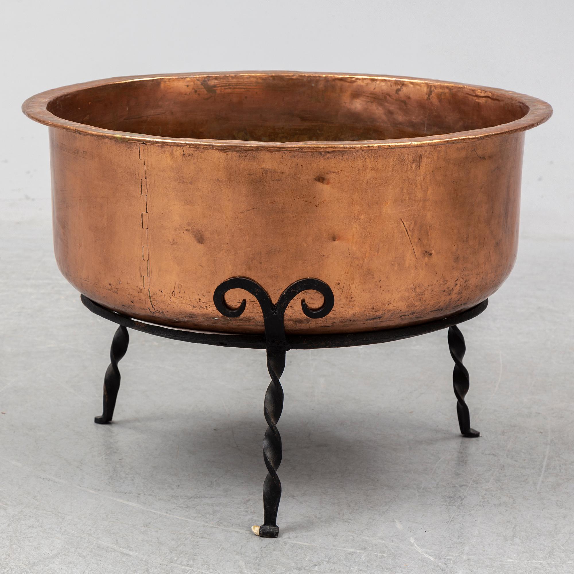 KOPPARKITTEL, 1800-tal, med senare järnställ.