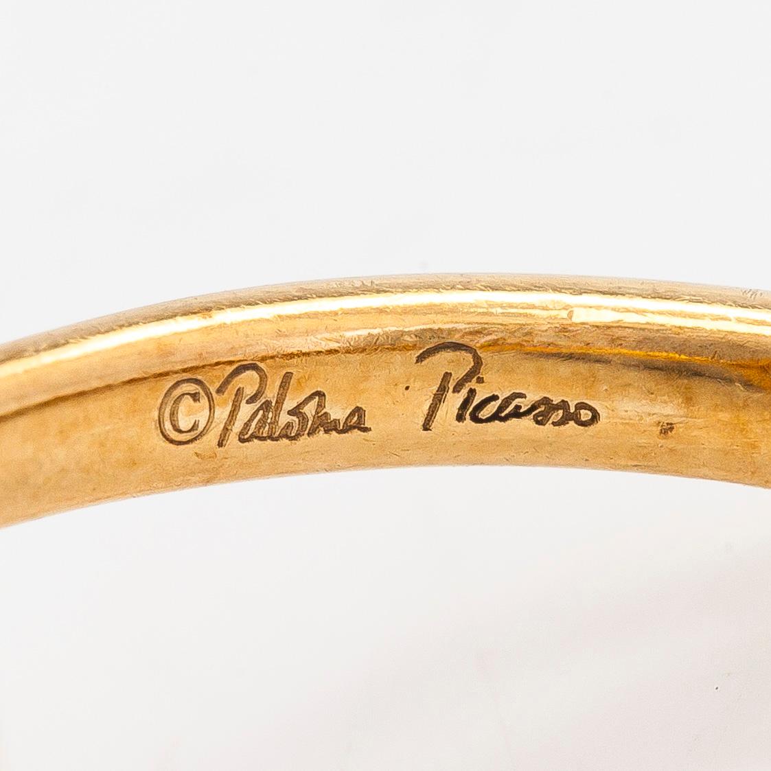 Tiffany & Co, Paloma Picasso, an 18K gold ring, with a cabochon-cut citrine.
