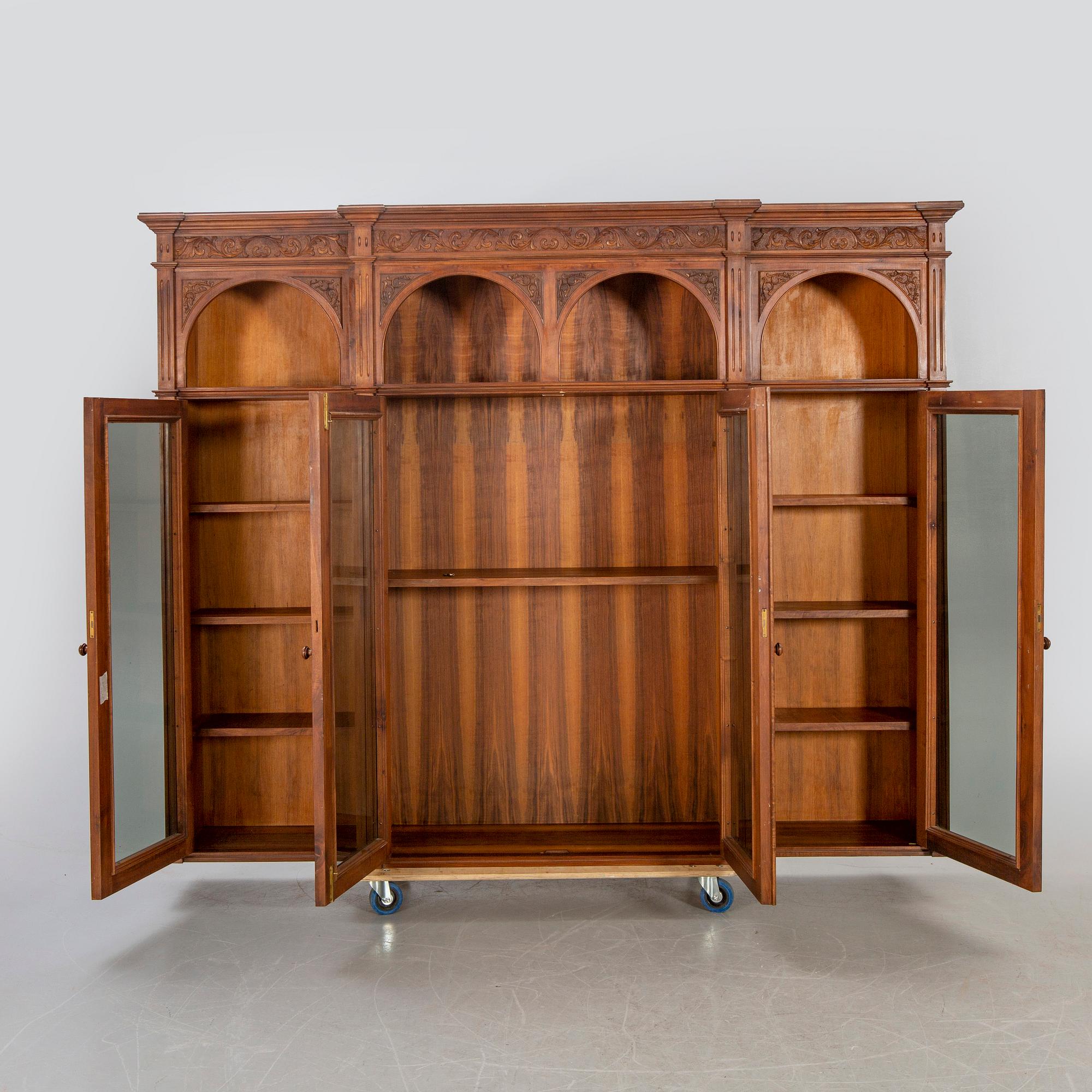 A display cabinet modern.