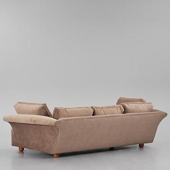 Josef Frank, a "Liljevalchs" sofa, Firma Svenskt Tenn.