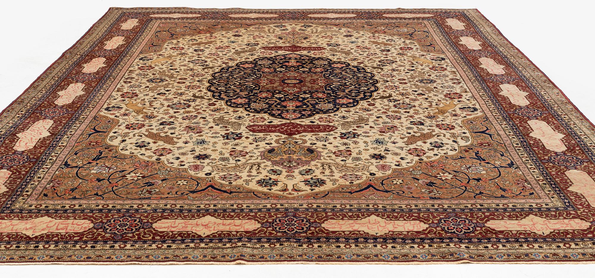An antique Benlian Tabriz carpet, signed Jabarzade, ca 466 x 323 cm.