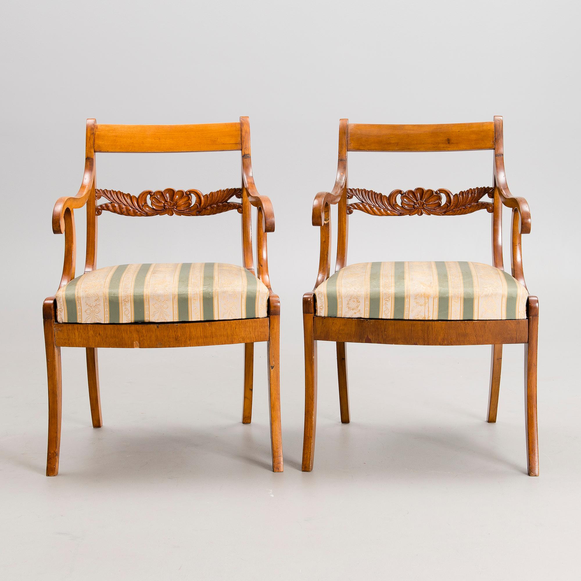 A pair of biedermeier chairs, mid-19th century.