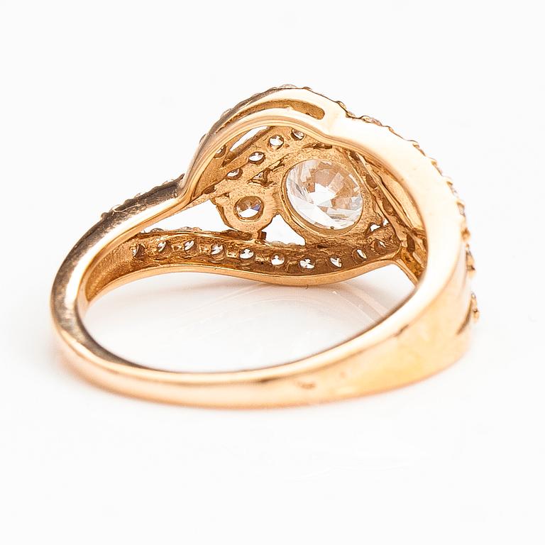 RING, 18K guld, briljantslipade diamanter ca 1.31 ct tot.