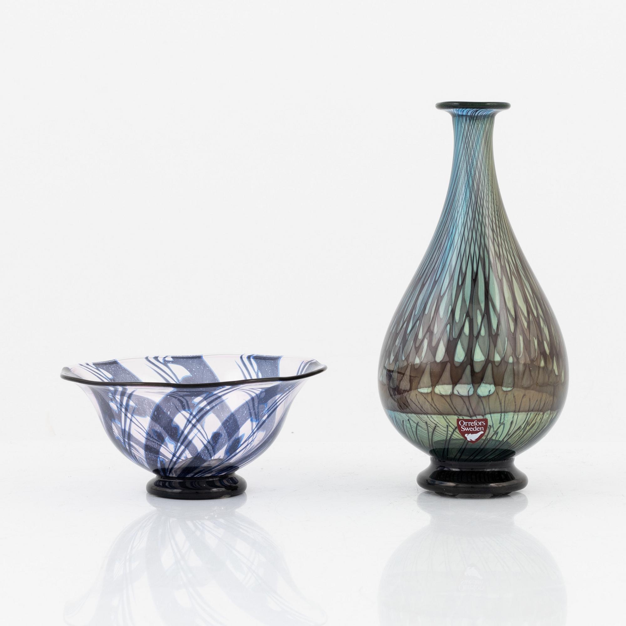 Eva Englund, a 'graal' glass vase and a bowl, Orrefors, Sweden.