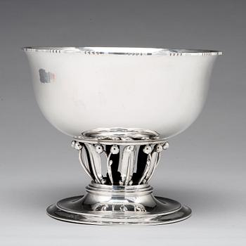 Georg Jensen, an 830/1000 silver bowl, Copenhagen 1919, nr 19, The Louvre model.