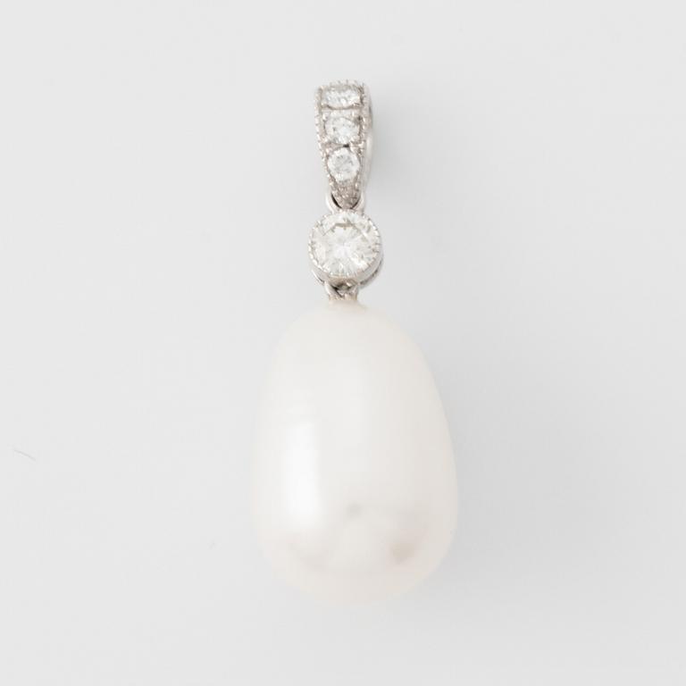 White gold pear shaped cultured pearl and brilliant cut diamond pendant.