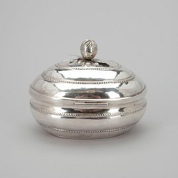 SKRIN med LOCK, silver, Johann Friedrich Kramer, Nürnberg 1787-1790. Vikt ca 173,4 g.
