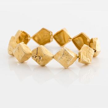 Lapponia bracelet 18K gold , design by Björn Weckström.