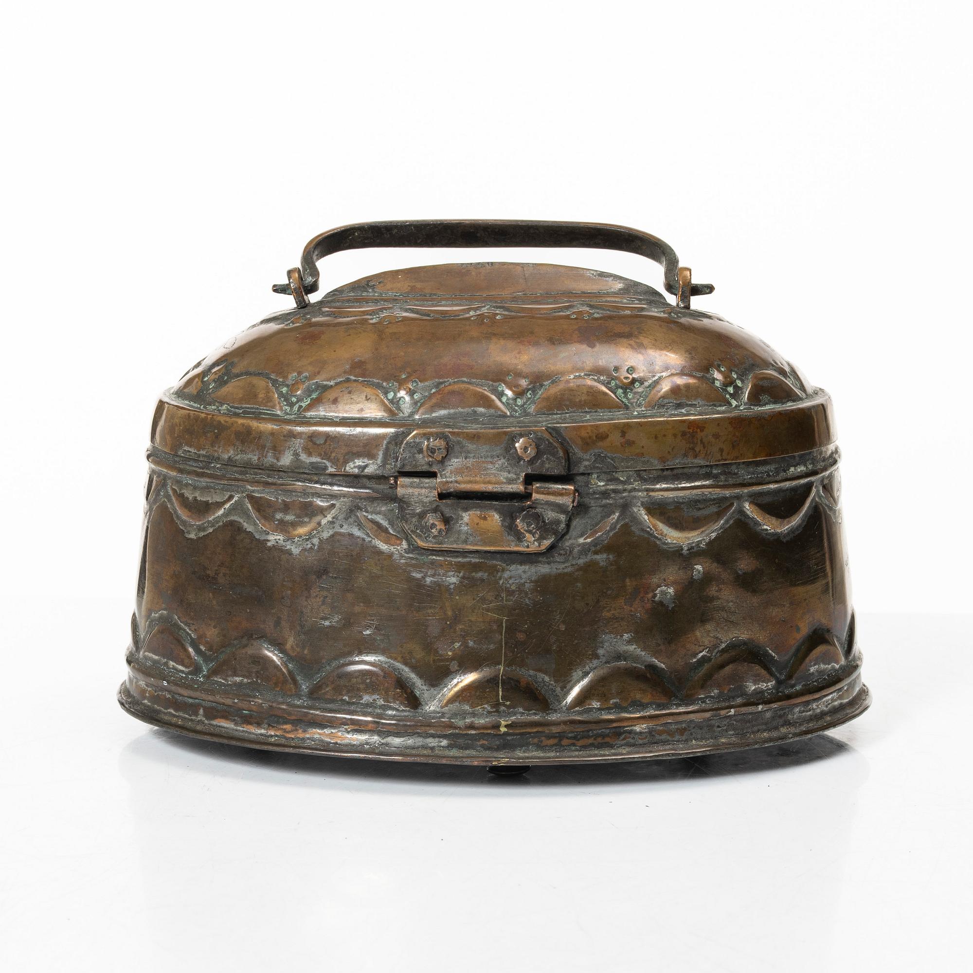 A Swedish baroque repousse copper box, 18th century.