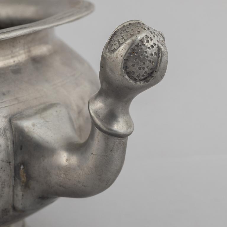 A Swedish pewter bowl, 1784.