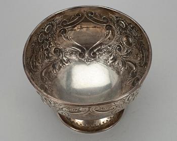 SKÅL, sterling silver, Chester, England 1902. Vikt 260 g.