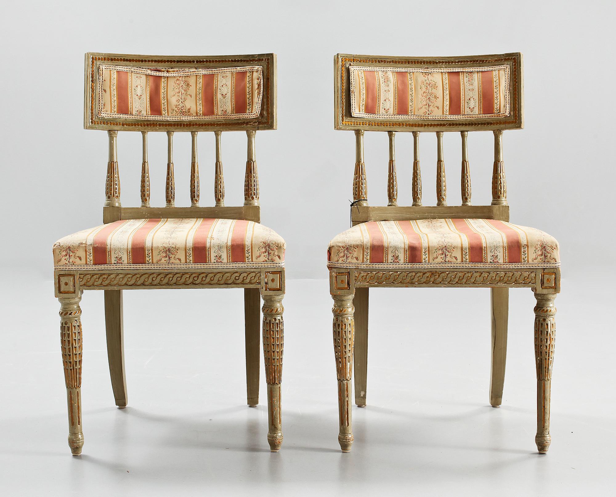 STOLAR, ett par, sengustavianska, 1700/1800-tal.