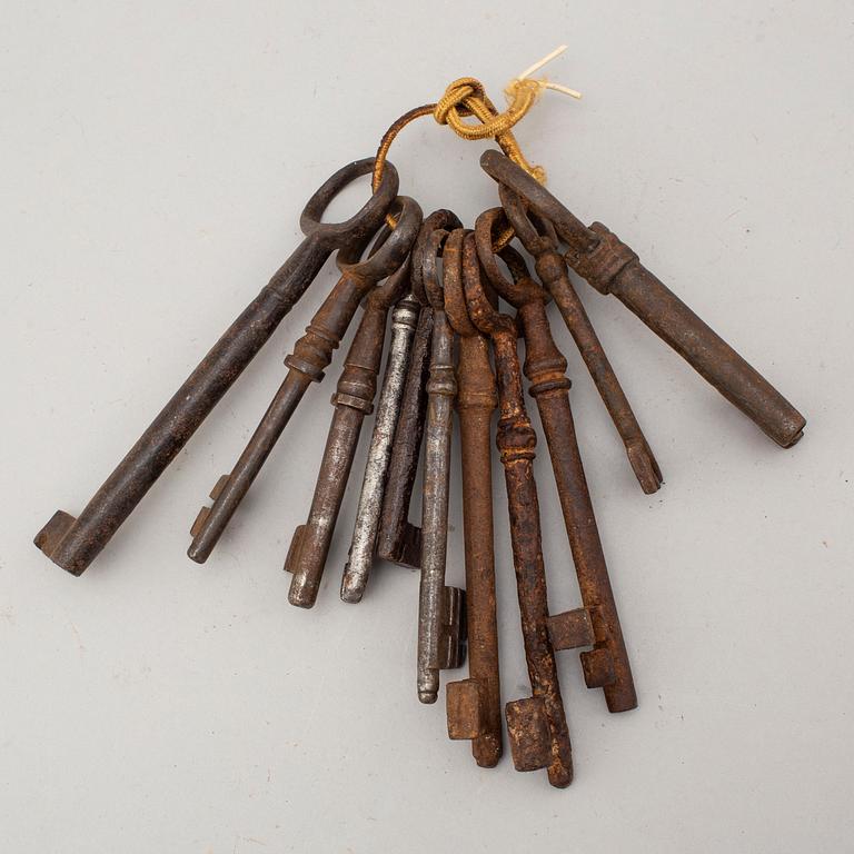A set of eleven 18th century keys.