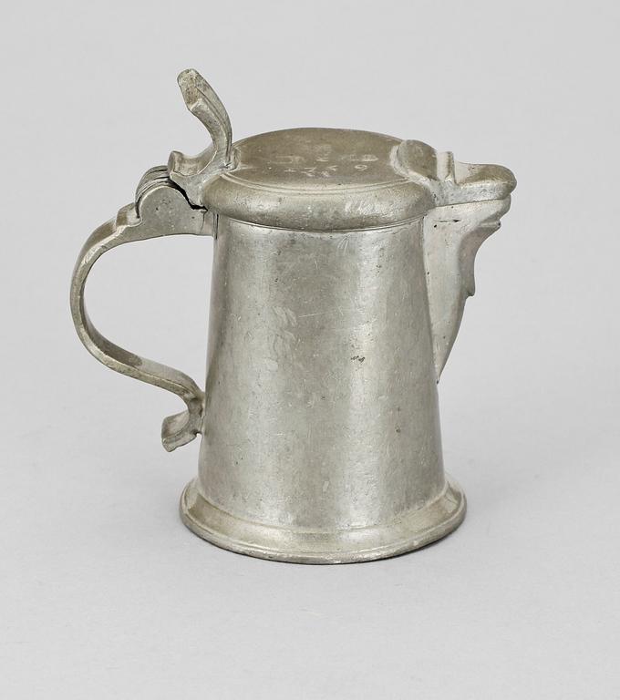 MÅLKÄRL, tenn, Baltzar Rokus, verksam 1743-1788 i Arboga. Kontrollerad 1769.