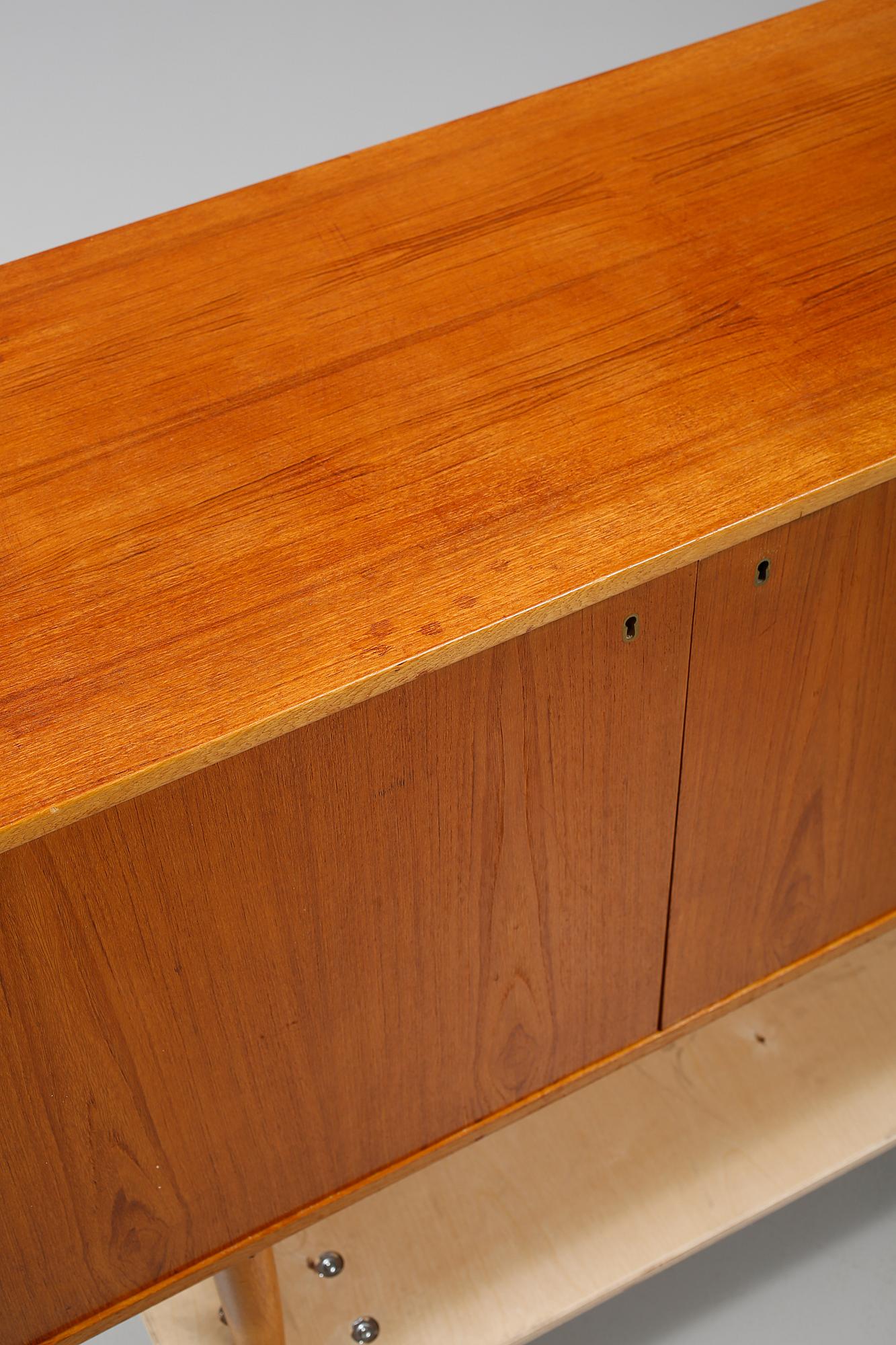 SIDEBOARD, 1900-talets andra hälft.