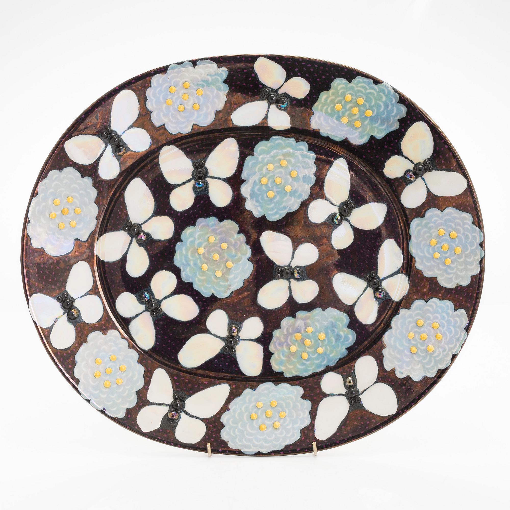 Birger Kaipiainen, a ceramic 'Butterfly' plate for Arabia Art 1982, signed and numbered 207/300.