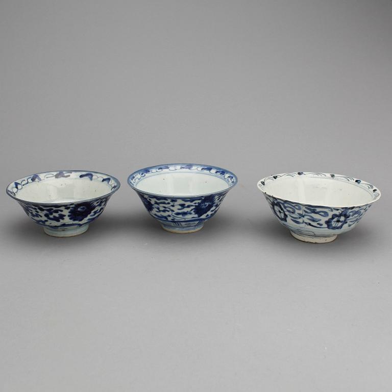 SKÅLAR, 3 stycken, porslin. Wanli 1573-1619.
